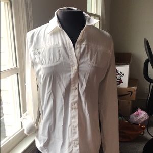 EUC REI Hiking Shirt w/ Side vents